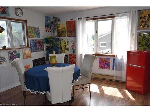 2503 Perth Road, Kingston, ON - Indoor Photo Showing Dining Room