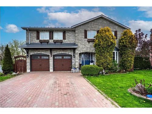 682 Summerfield Place, Kingston, ON - Outdoor