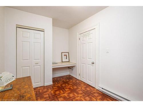 124 Ordnance Street, Kingston, ON - Indoor Photo Showing Other Room