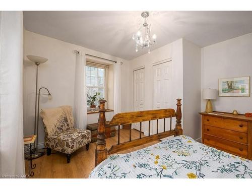 124 Ordnance Street, Kingston, ON - Indoor Photo Showing Bedroom