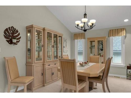 888 Ringstead Street, Kingston, ON - Indoor Photo Showing Dining Room