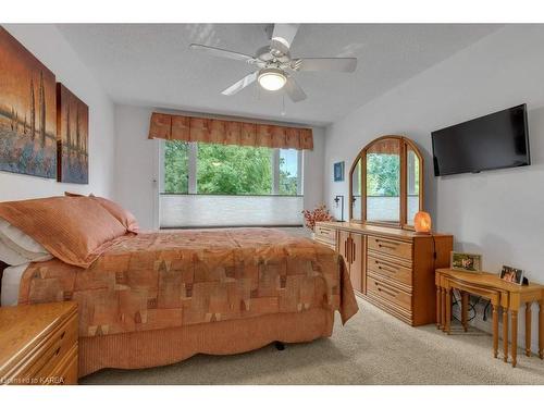 888 Ringstead Street, Kingston, ON - Indoor Photo Showing Bedroom