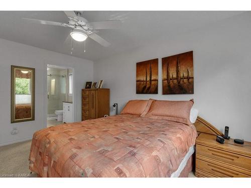 888 Ringstead Street, Kingston, ON - Indoor Photo Showing Bedroom