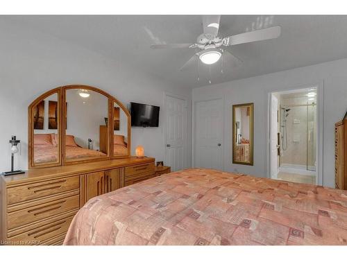 888 Ringstead Street, Kingston, ON - Indoor Photo Showing Bedroom