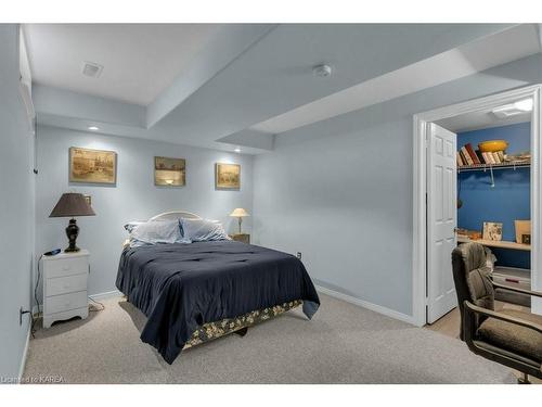 888 Ringstead Street, Kingston, ON - Indoor Photo Showing Bedroom