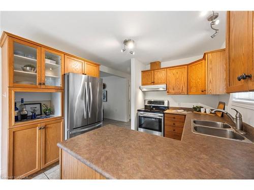 967 Ringstead Street, Kingston, ON - Indoor Photo Showing Kitchen With Double Sink