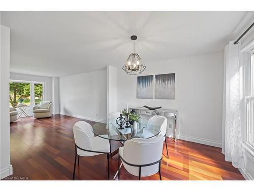 917 Ambleside Crescent, Kingston, ON - Indoor Photo Showing Dining Room