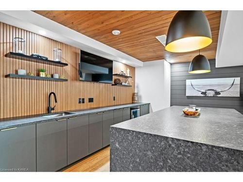 962 Irish Road, Odessa, ON - Indoor Photo Showing Kitchen