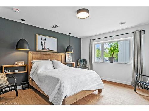 962 Irish Road, Odessa, ON - Indoor Photo Showing Bedroom