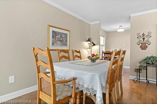 204-185 Ontario Street, Kingston, ON - Indoor Photo Showing Dining Room