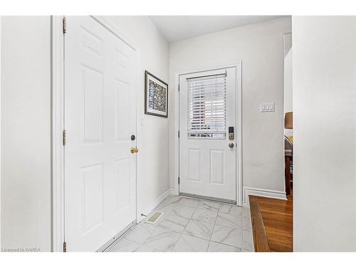 2166 Swanfield Street, Kingston, ON - Indoor Photo Showing Other Room