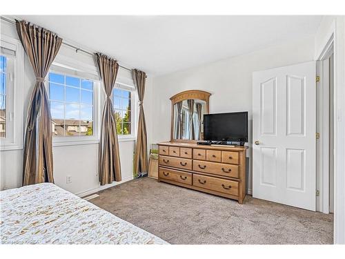 2166 Swanfield Street, Kingston, ON - Indoor Photo Showing Bedroom