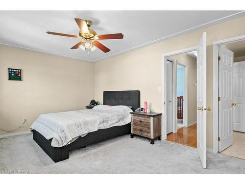 1289 Birchwood Drive, Kingston, ON - Indoor Photo Showing Bedroom