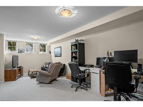 1289 Birchwood Drive, Kingston, ON - Indoor Photo Showing Office