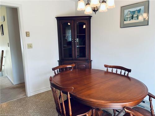 1728 Floyd Avenue, Kingston, ON - Indoor Photo Showing Dining Room