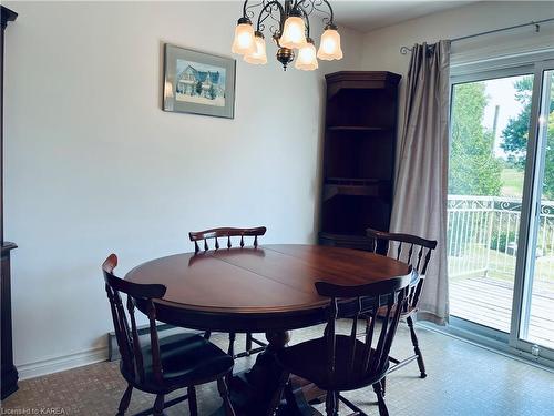 1728 Floyd Avenue, Kingston, ON - Indoor Photo Showing Dining Room