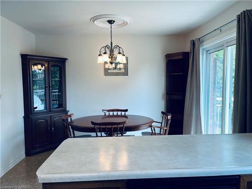 1728 Floyd Avenue, Kingston, ON - Indoor Photo Showing Dining Room