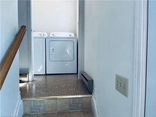 1728 Floyd Avenue, Kingston, ON - Indoor Photo Showing Laundry Room