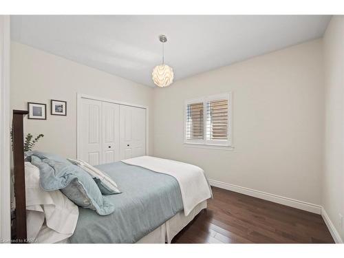 1231 Lisbon Place, Kingston, ON - Indoor Photo Showing Bedroom