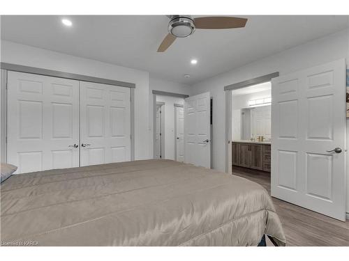 6179 North Shore Road, Perth Road Village, ON - Indoor Photo Showing Bedroom