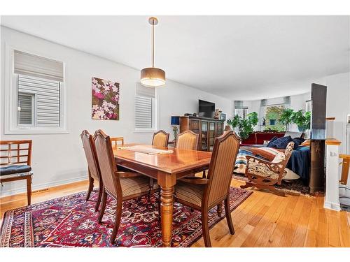 1220 Cyprus Road, Kingston, ON - Indoor Photo Showing Dining Room