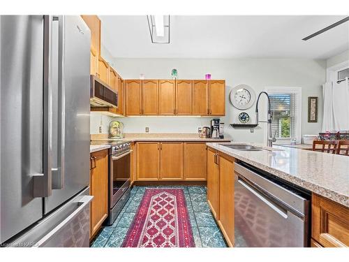 1220 Cyprus Road, Kingston, ON - Indoor Photo Showing Kitchen