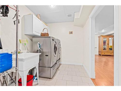 1220 Cyprus Road, Kingston, ON - Indoor Photo Showing Laundry Room