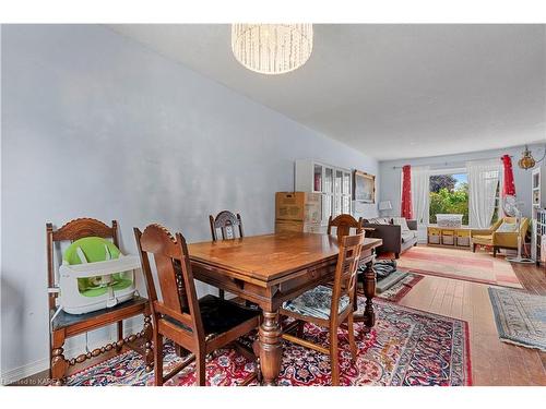 17 Point St Mark Drive, Kingston, ON - Indoor Photo Showing Dining Room