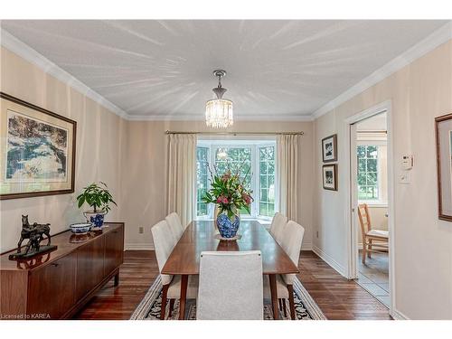 196 Country Club Drive, Kingston, ON - Indoor Photo Showing Dining Room