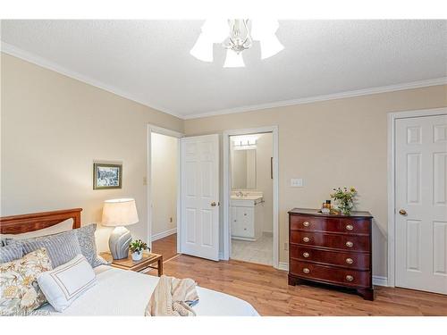 196 Country Club Drive, Kingston, ON - Indoor Photo Showing Bedroom