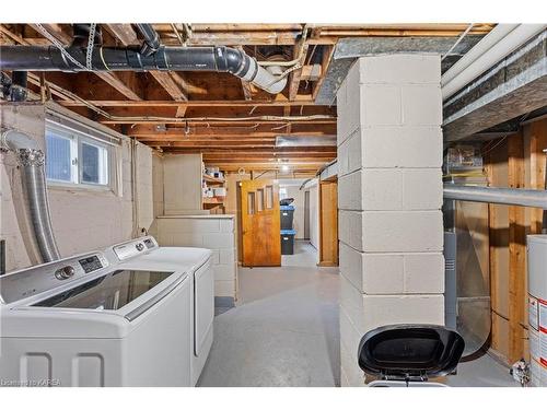 282 Lakeview Avenue, Kingston, ON - Indoor Photo Showing Laundry Room