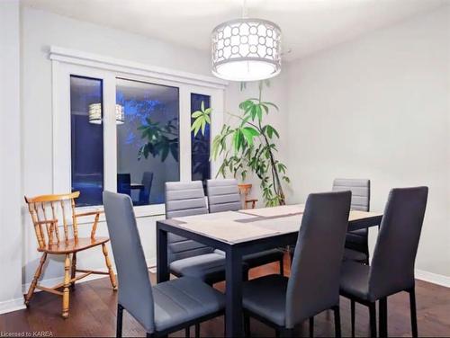 714 Portsmouth Avenue, Kingston, ON - Indoor Photo Showing Dining Room