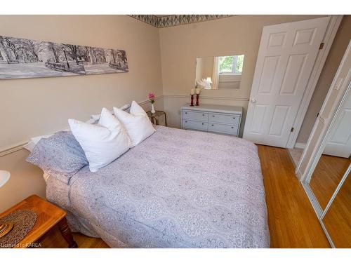 297 Donell Court, Kingston, ON - Indoor Photo Showing Bedroom