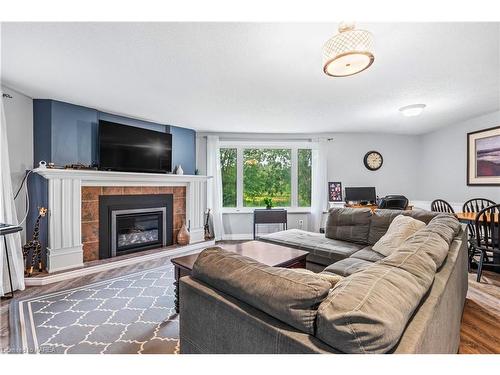 324 Church Street, Napanee, ON - Indoor Photo Showing Living Room With Fireplace