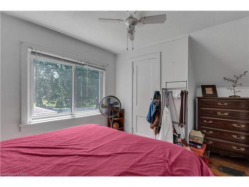 49 Sunny Acres Road, Kingston, ON - Indoor Photo Showing Bedroom