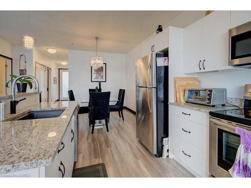 308-130 Water Street Street, Gananoque, ON - Indoor Photo Showing Kitchen