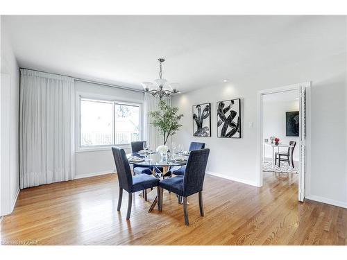 273 Roger Road, Ottawa, ON - Indoor Photo Showing Dining Room