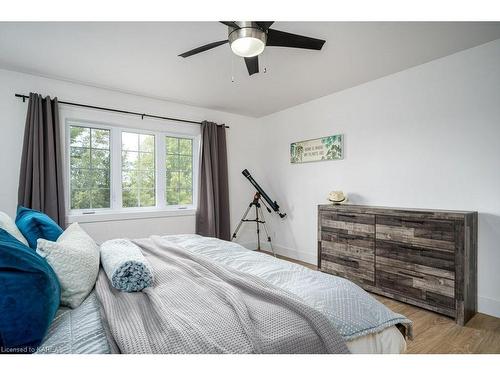 859 Gunter Settlement Road, Quinte West, ON - Indoor Photo Showing Bedroom