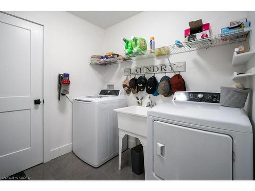 859 Gunter Settlement Road, Quinte West, ON - Indoor Photo Showing Laundry Room