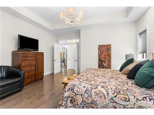 189 Pauline Tom Avenue, Kingston, ON - Indoor Photo Showing Bedroom