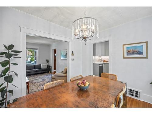 172 Toronto Street, Kingston, ON - Indoor Photo Showing Dining Room