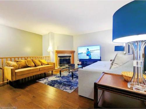 714 Portsmouth Avenue, Kingston, ON - Indoor Photo Showing Living Room With Fireplace