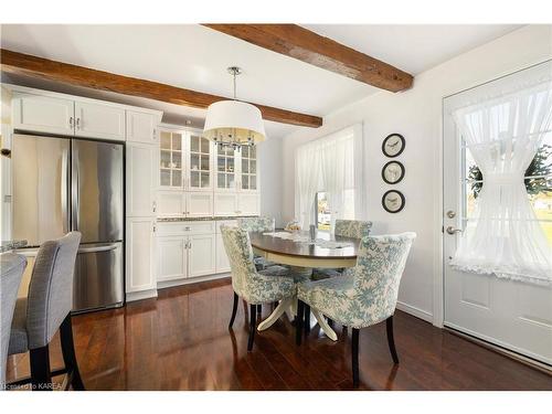 4068 County Road 29, Elizabethtown, ON - Indoor Photo Showing Dining Room