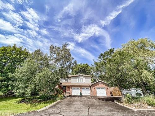 939 Ellen Avenue, Kingston, ON - Outdoor