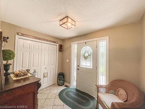 939 Ellen Avenue, Kingston, ON - Indoor Photo Showing Other Room