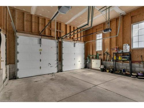 571 Monterey Court, Kingston, ON - Indoor Photo Showing Garage