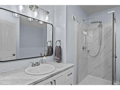 1902 Berrywood Crescent, Kingston, ON - Indoor Photo Showing Bathroom