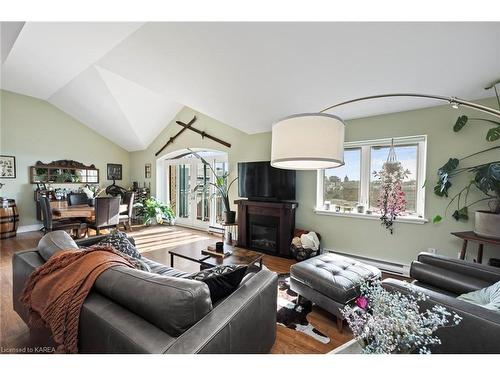 605-2 Bay Street, Kingston, ON - Indoor Photo Showing Living Room With Fireplace