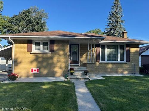 258 Arthur Street, Gananoque, ON - Outdoor With Facade