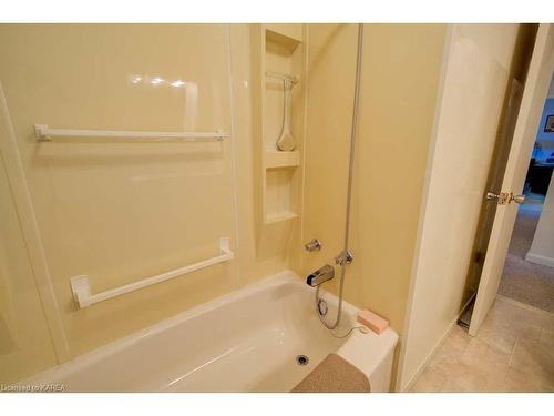 258 Arthur Street, Gananoque, ON - Indoor Photo Showing Bathroom